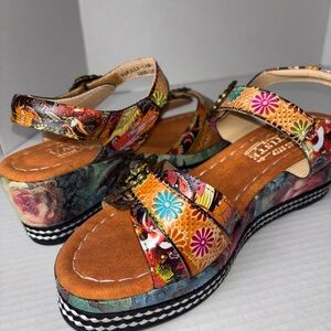 Colorful Floral Women's Sandals L'Artiste size 40 size 9 in us